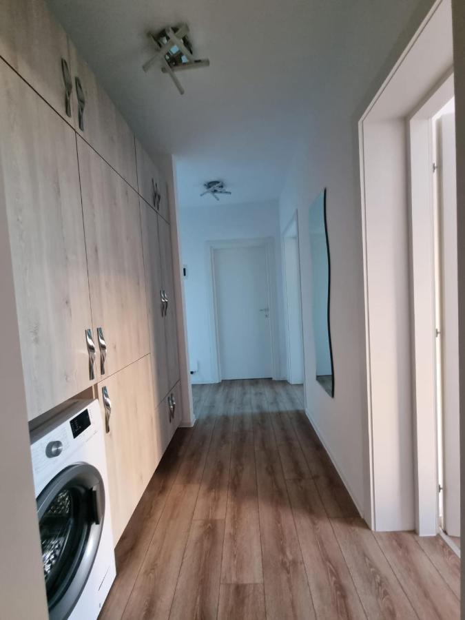 Appartamento Casa Ta La Munte Braşov Esterno foto