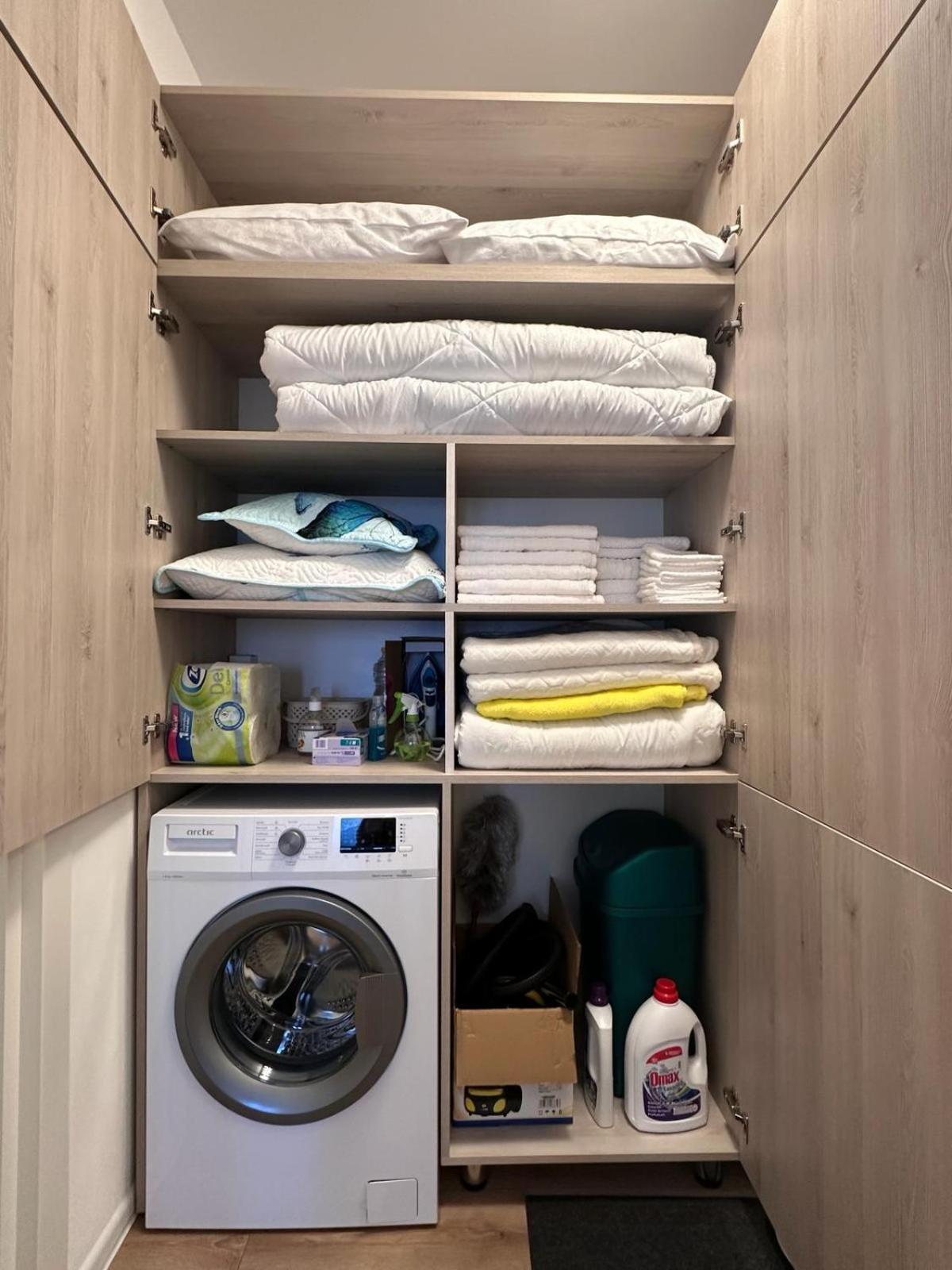 Appartamento Casa Ta La Munte Braşov Esterno foto